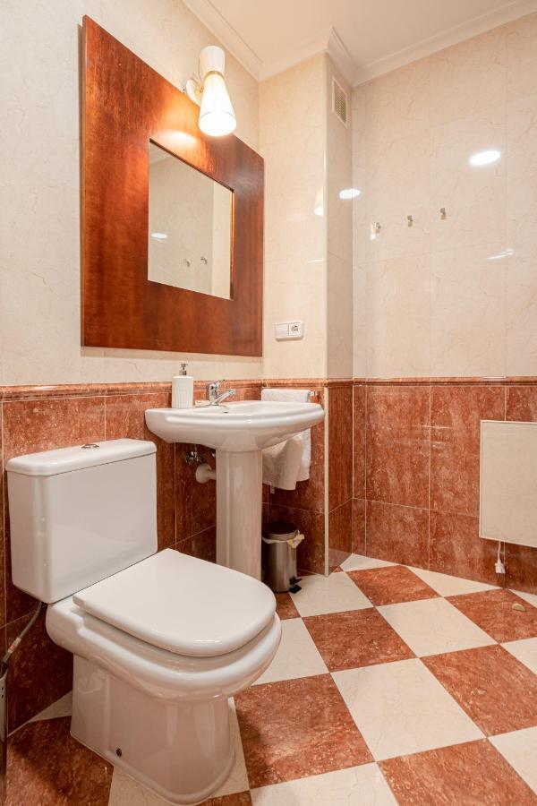 De La Guardia Suite Rosal Oviedo Buitenkant foto